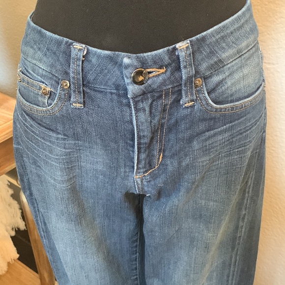 Joe’s Jean Bootcut Low Rise Jeans - Picture 3 of 7